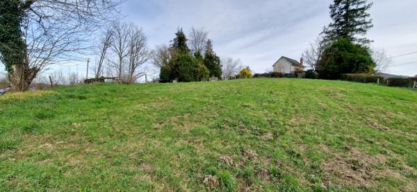 Ance (64570) SUPERBE VUE AU CALME SANS VIS À VIS