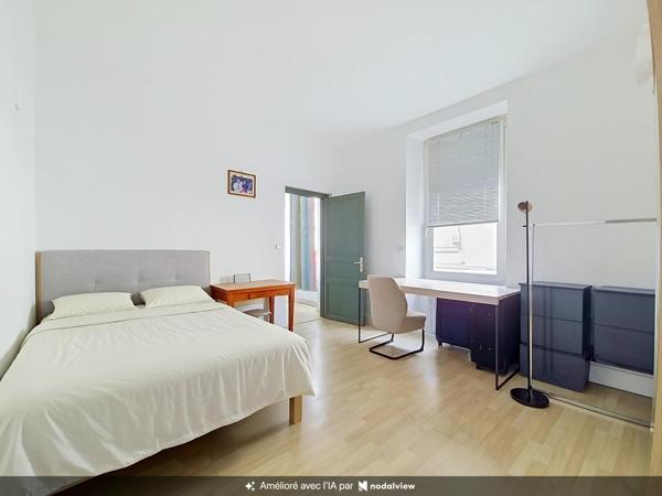 Appartement à CHOLET, 49300 - 8 pièces 188m²