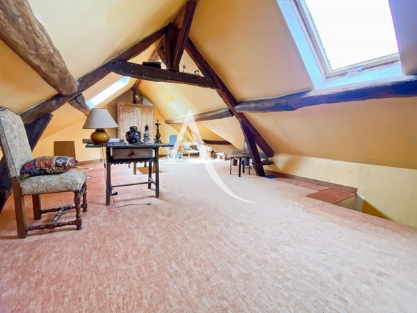 Maison Bois d'Arcy 7 pièce(s) 5 chambres .