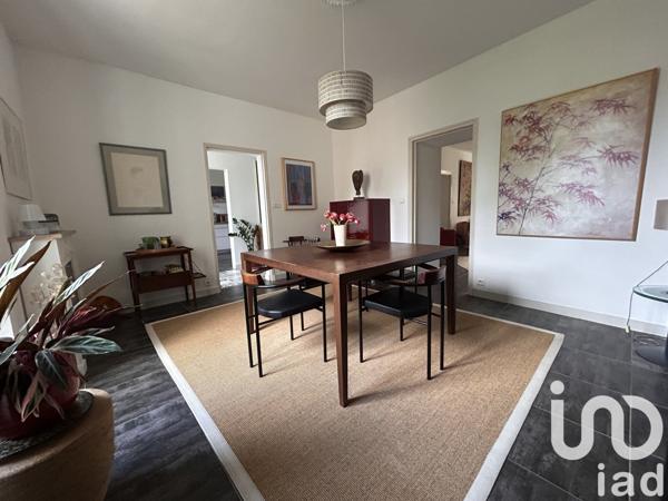 Maison de ville 8 pièces de 215 m² à Baugé-en-Anjou (49150)