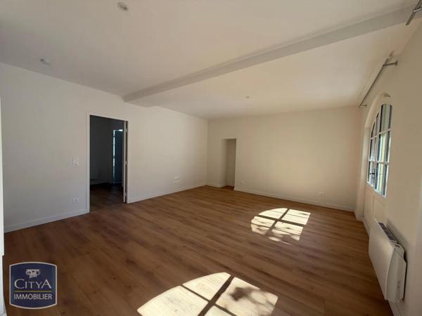 Appartement à louer 2 pièces 46m² Vichy (03200)