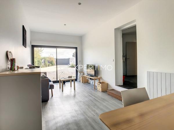 Ayguesvives (31450) Ayguesvives, villa de 2014, 7 pièces159 m2 env. avec piscine, garage et terrain de 1540m2.