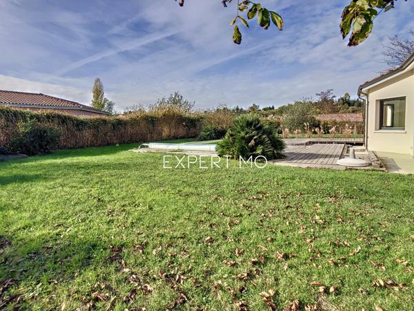 Ayguesvives (31450) Ayguesvives, villa de 2014, 7 pièces159 m2 env. avec piscine, garage et terrain de 1540m2.