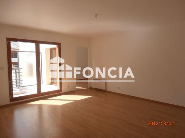 Location Appartement 3 pièces 75.69 m² - 17 RUE DES RESERVOIRS Chartres 28000