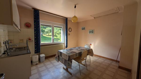 Maison - 7 pièces - 177 m²