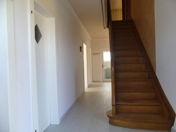 Maison - 7 pièces - 177 m²