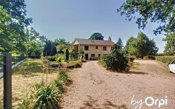 Maison à vendre    7 pièces •  Durdat-Larequille