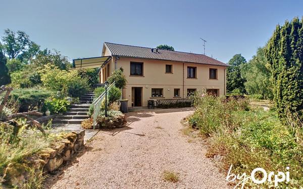 Maison à vendre    7 pièces •  Durdat-Larequille