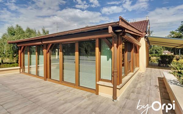 Maison à vendre    7 pièces •  Durdat-Larequille