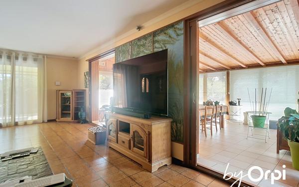 Maison à vendre    7 pièces •  Durdat-Larequille