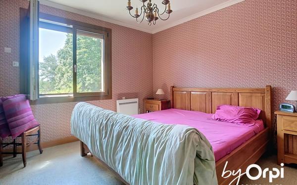 Maison à vendre    7 pièces •  Durdat-Larequille