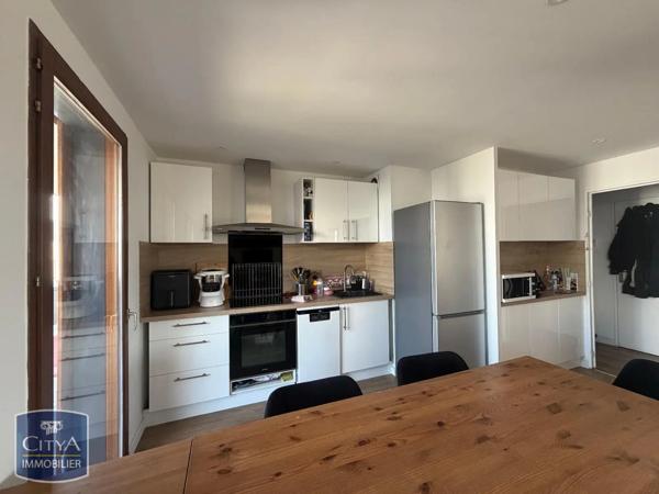 Appartement à louer 3 pièces 67.85m²