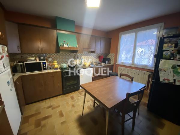 MAISON À VENDRE DE 6 PIÈCES DE 146,00 M²