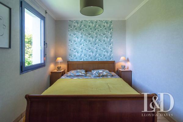 Maison Contemporaine avec piscine intérieure à Moëlan-sur-Mer