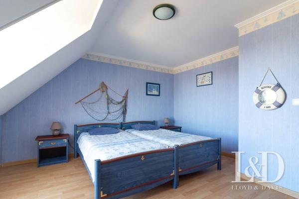 Maison Contemporaine avec piscine intérieure à Moëlan-sur-Mer