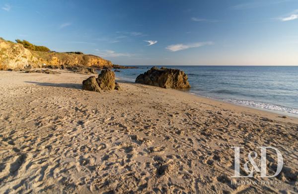 Maison Contemporaine avec piscine intérieure à Moëlan-sur-Mer