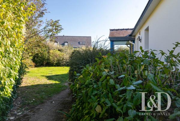 Maison Contemporaine avec piscine intérieure à Moëlan-sur-Mer