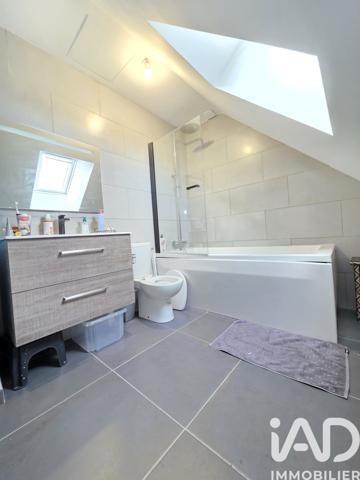 Maison à vendre 6 pièces 170 m² Neuilly-le-Réal