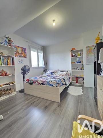 Maison à vendre 6 pièces 170 m² Neuilly-le-Réal