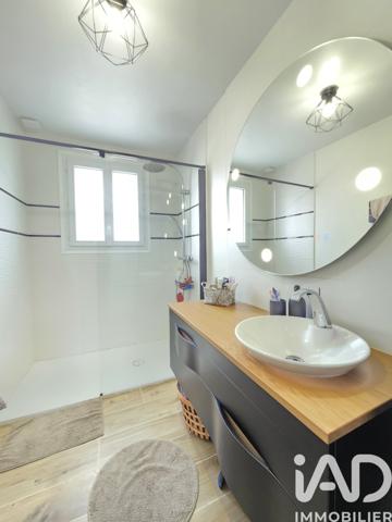 Maison à vendre 6 pièces 170 m² Neuilly-le-Réal