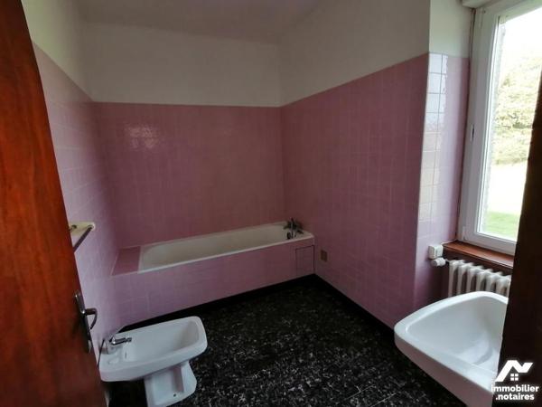 Bien exceptionel, peu courant, corps de ferme 170 m2 hab avec bâtiments et grand terrain