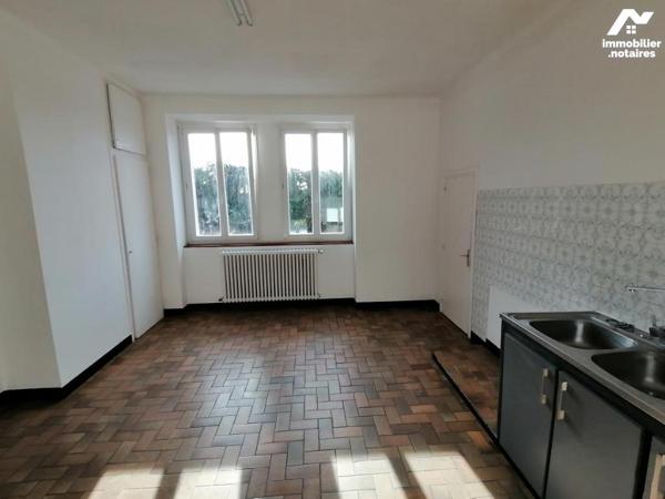 Bien exceptionel, peu courant, corps de ferme 170 m2 hab avec bâtiments et grand terrain