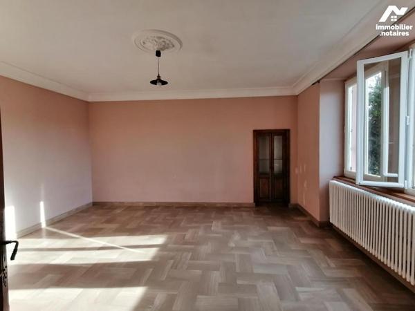 Bien exceptionel, peu courant, corps de ferme 170 m2 hab avec bâtiments et grand terrain