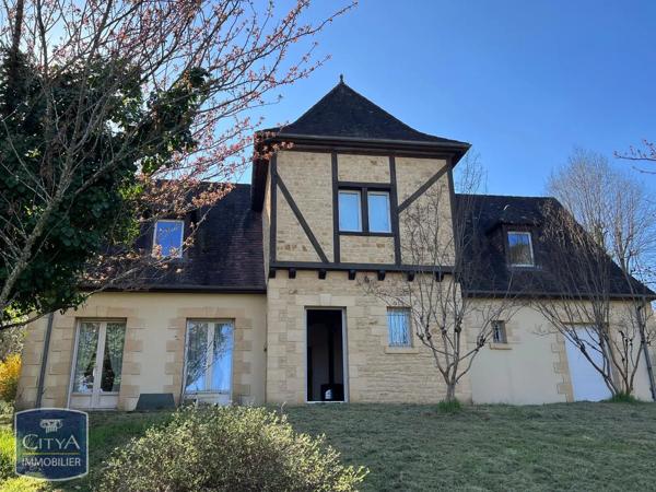 Maison à vendre 4 pièces 124.4m² Sarlat-la-Canéda (24200)