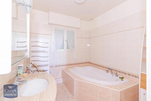 Maison à vendre 4 pièces 124.4m² Sarlat-la-Canéda (24200)