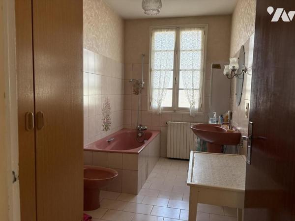 IDEAL 1er ACHAT ou INVESTISSEMENT LOCATIF pour CETTE MAISON PROCHE CENTRE VILLE