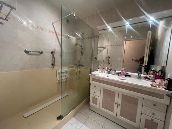 Appartement à vendre à Nantes en Loire-Atlantique (44000), ref : 15655/947   
GARE