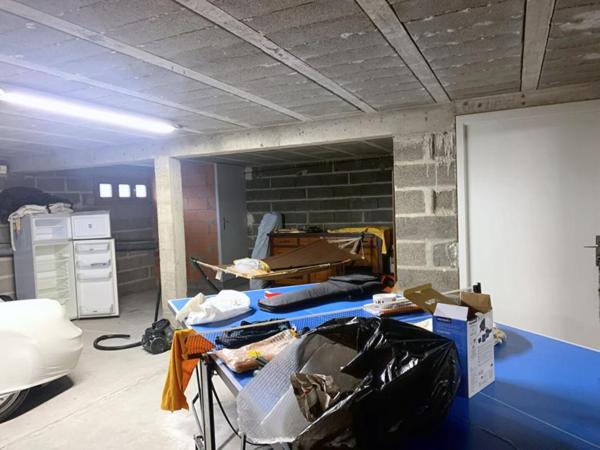 En Exclusivité Maison située à Riorges 7 pièces 187 m2, terrain 4500 m2