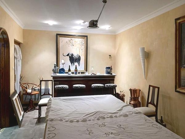 En Exclusivité Maison située à Riorges 7 pièces 187 m2, terrain 4500 m2