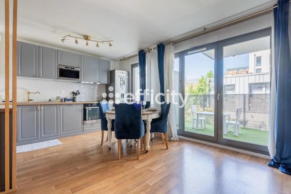 Appartement
         3 pièces
        - 64 m² 310 000 € *