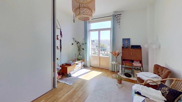 Appartement à vendre 4 pièces 103 m² RENNES la POMMERAIE (35) GARAGE CAVE GRENIER