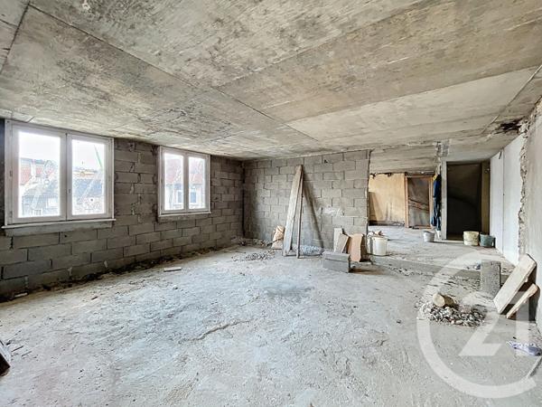 Immeuble à vendre  400 m2 YSSINGEAUX - 43