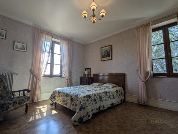 Maison bourgeoise à LA CHAPELLE SAINT SAUVEUR (71310)