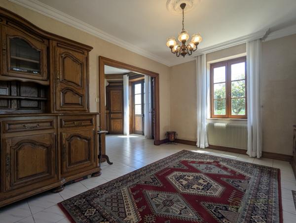 Maison bourgeoise à LA CHAPELLE SAINT SAUVEUR (71310)