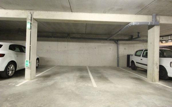 Stationnement à louer    Blagnac