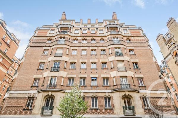 Appartement F2 à vendre  2 pièces - 47,61 m2 PARIS - 75015