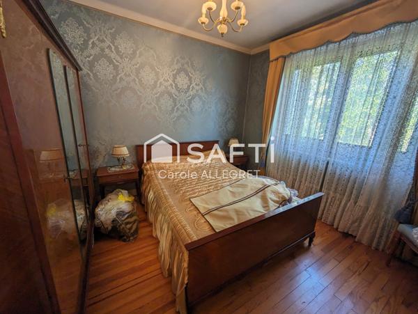 Maison de 150 m2 sur terrain  2800m2 constructible