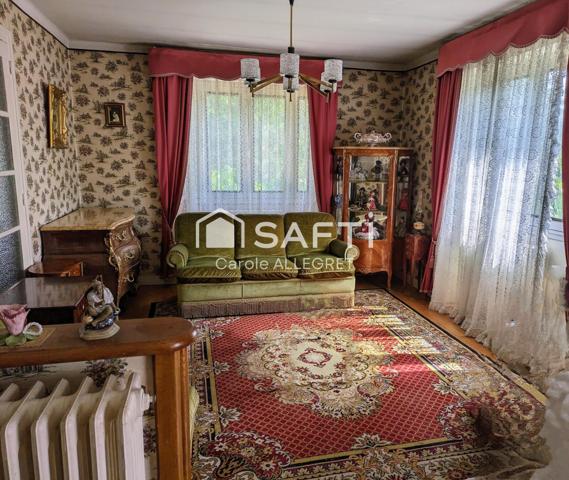 Maison de 150 m2 sur terrain  2800m2 constructible