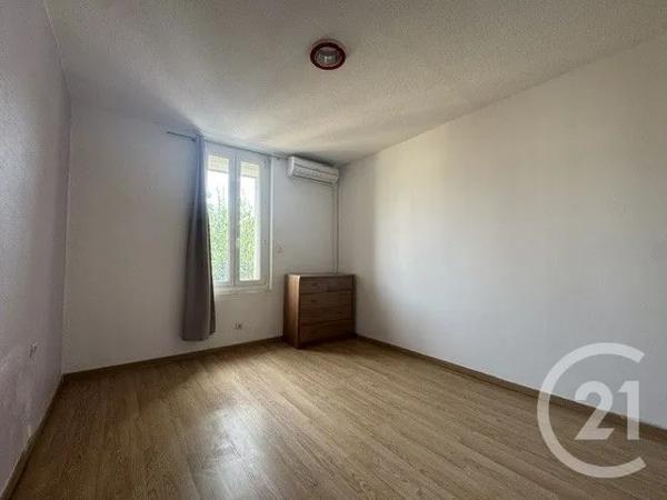 Immeuble à vendre  163,84 m 2   MARSEILLAN  - 34