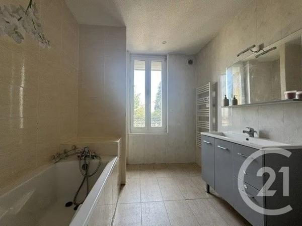 Immeuble à vendre  163,84 m 2   MARSEILLAN  - 34