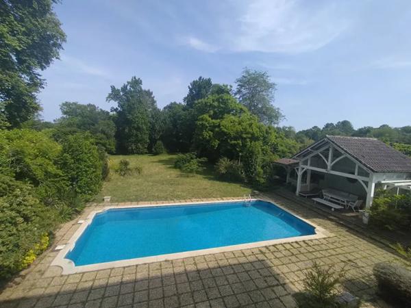 maison 7 pièces 256m² à vendre à Mont-de-Marsan