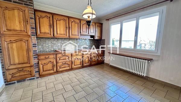 MAISON COSSUE DE 169 m2 SUR TERRAIN DE 821 m2, AVEC PICSINE, A DECOUVRIR SANS ATTENDRE