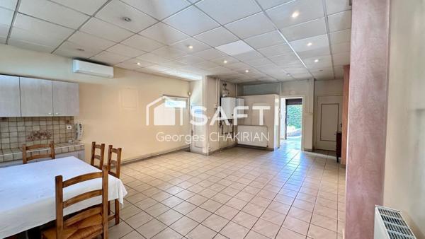 MAISON COSSUE DE 169 m2 SUR TERRAIN DE 821 m2, AVEC PICSINE, A DECOUVRIR SANS ATTENDRE