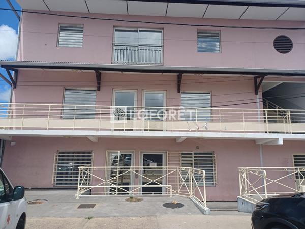 Location immeuble Cayenne - 14 pièce(s) - 524 m² - 9 842 €/mois