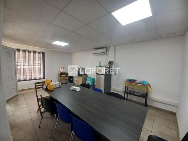 Location immeuble Cayenne - 14 pièce(s) - 524 m² - 9 842 €/mois