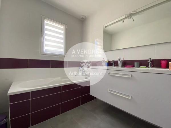 Vente                                                      Maison
                        
                     5 pièces                      116 m2                     à Talmont-Saint-Hilaire
